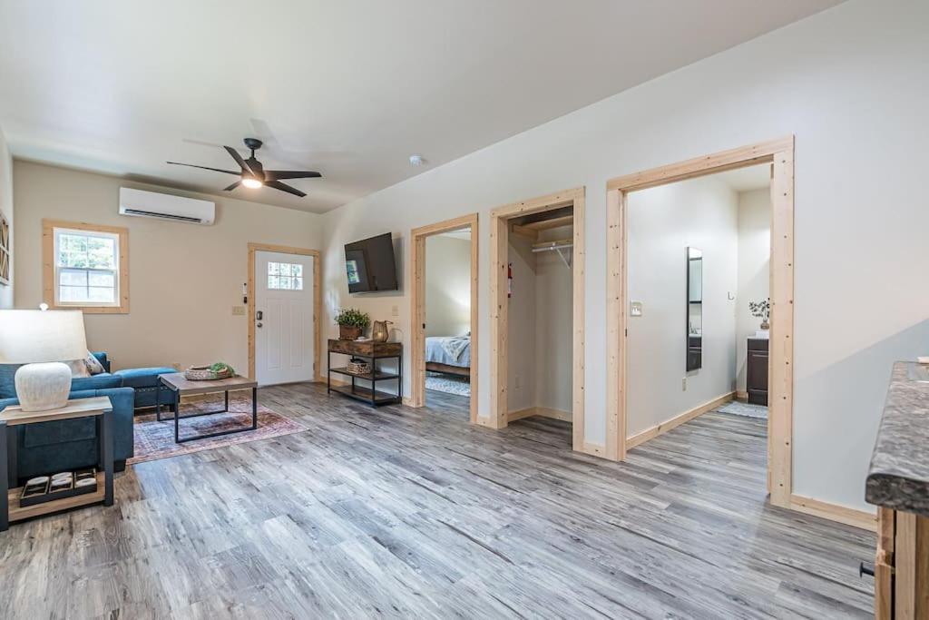 Roost Retreat Villa ดาห์ลอนีกา ภายนอก รูปภาพ