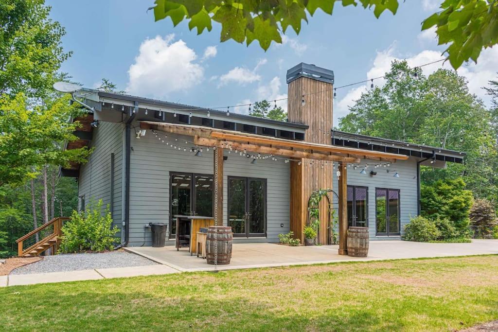Roost Retreat Villa ดาห์ลอนีกา ภายนอก รูปภาพ